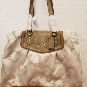 NWT Vintage Coach Signature Hobo Purse with Crossbody Strap